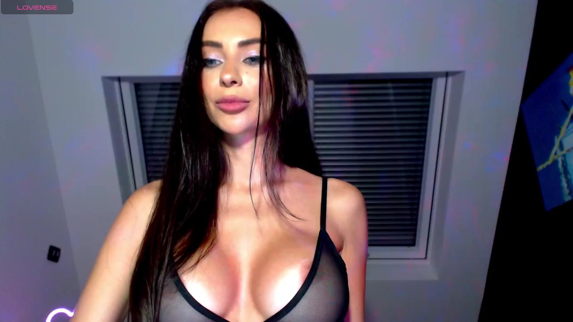Gallery image thumbnail from Alliciya's myfreecams stream on, 08/16/2025, 18:01 image 7 of 20