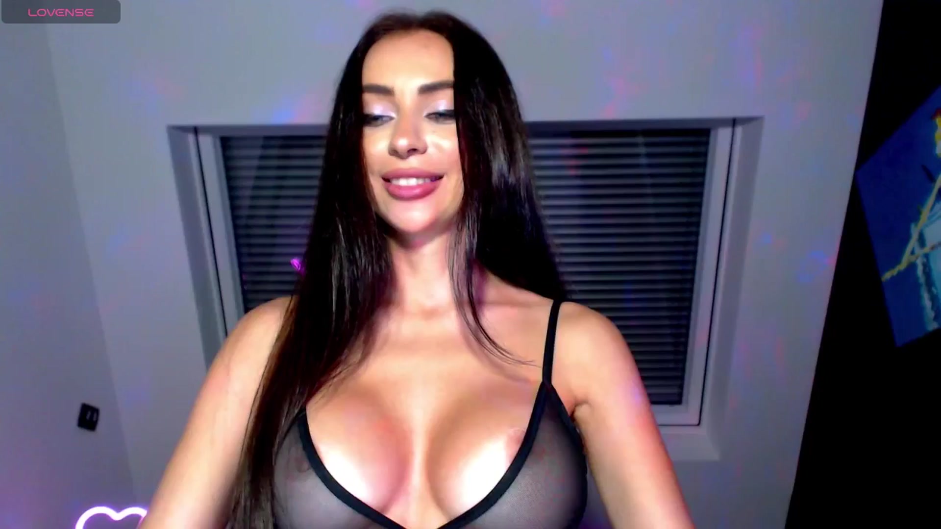 Gallery image thumbnail from Alliciya's myfreecams stream on, 08/16/2025, 18:01 image 3 of 20