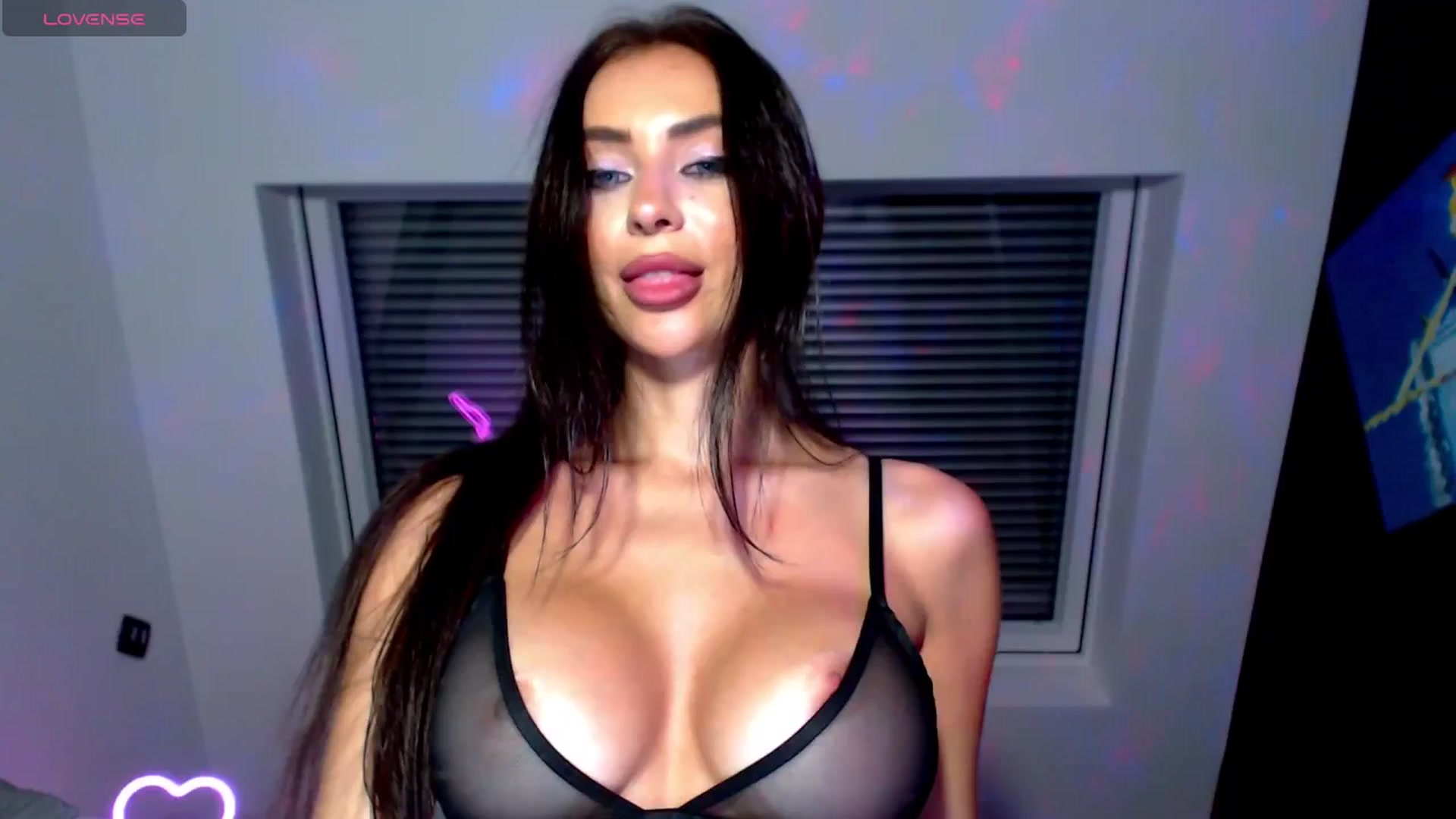 Gallery image thumbnail from Alliciya's myfreecams stream on, 08/16/2025, 22:01 image 6 of 20