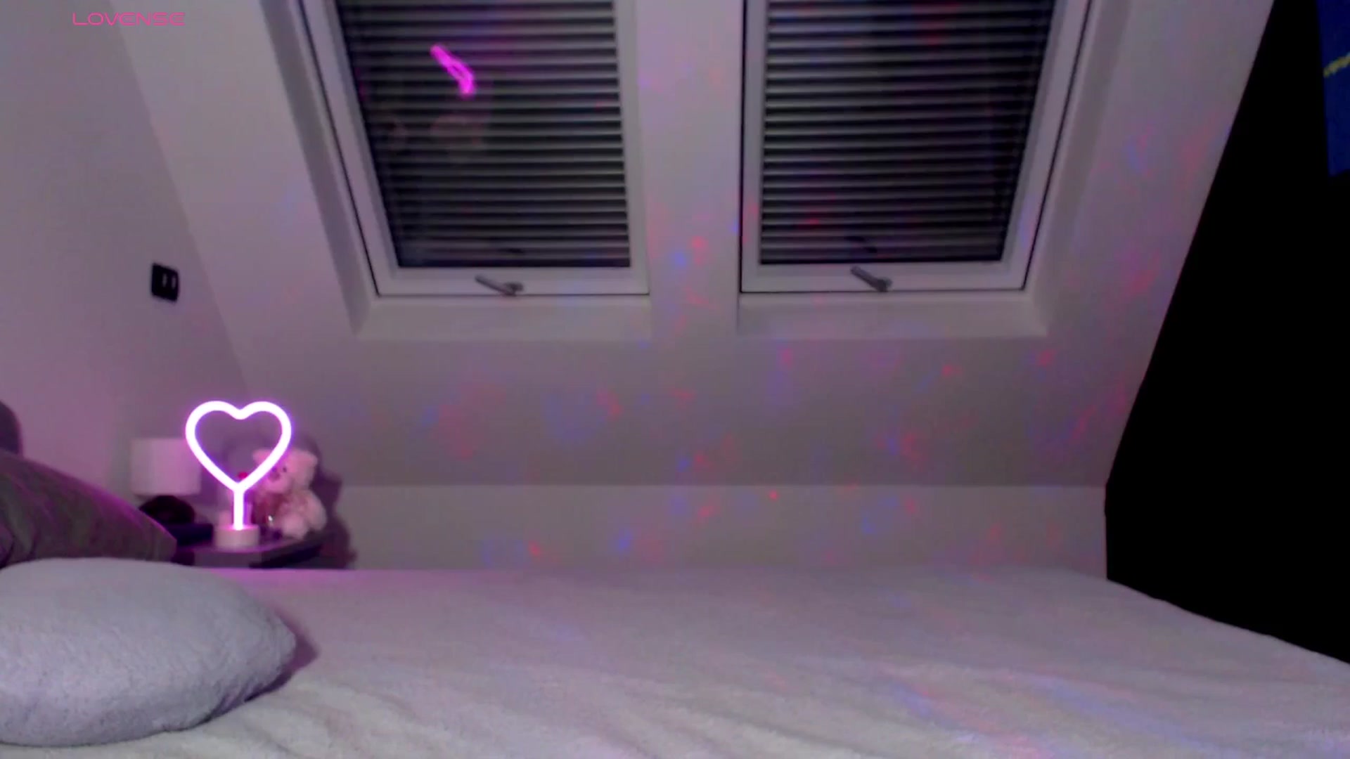 Gallery image thumbnail from Alliciya's myfreecams stream on, 08/23/2025, 14:10 image 1 of 20
