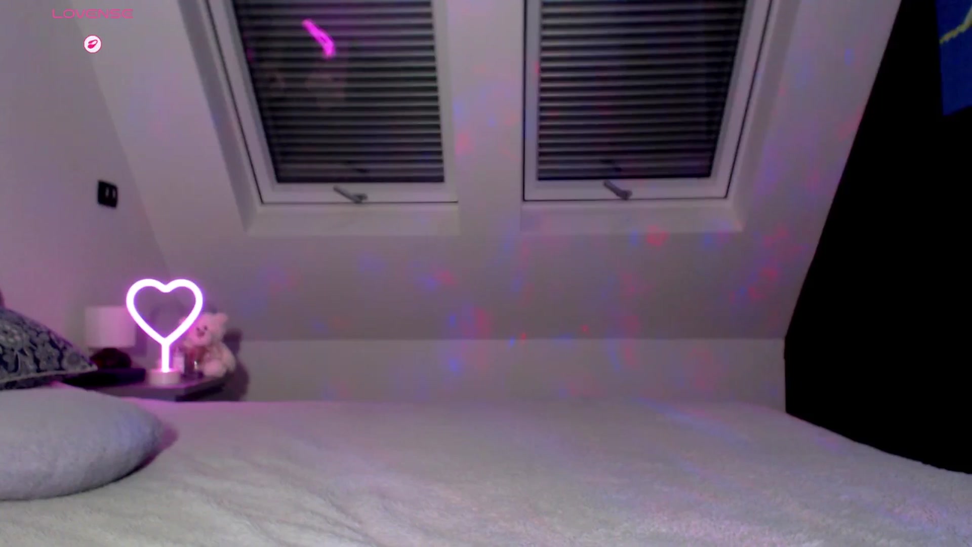 Gallery image thumbnail from Alliciya's myfreecams stream on, 09/03/2025, 17:09 image 17 of 20