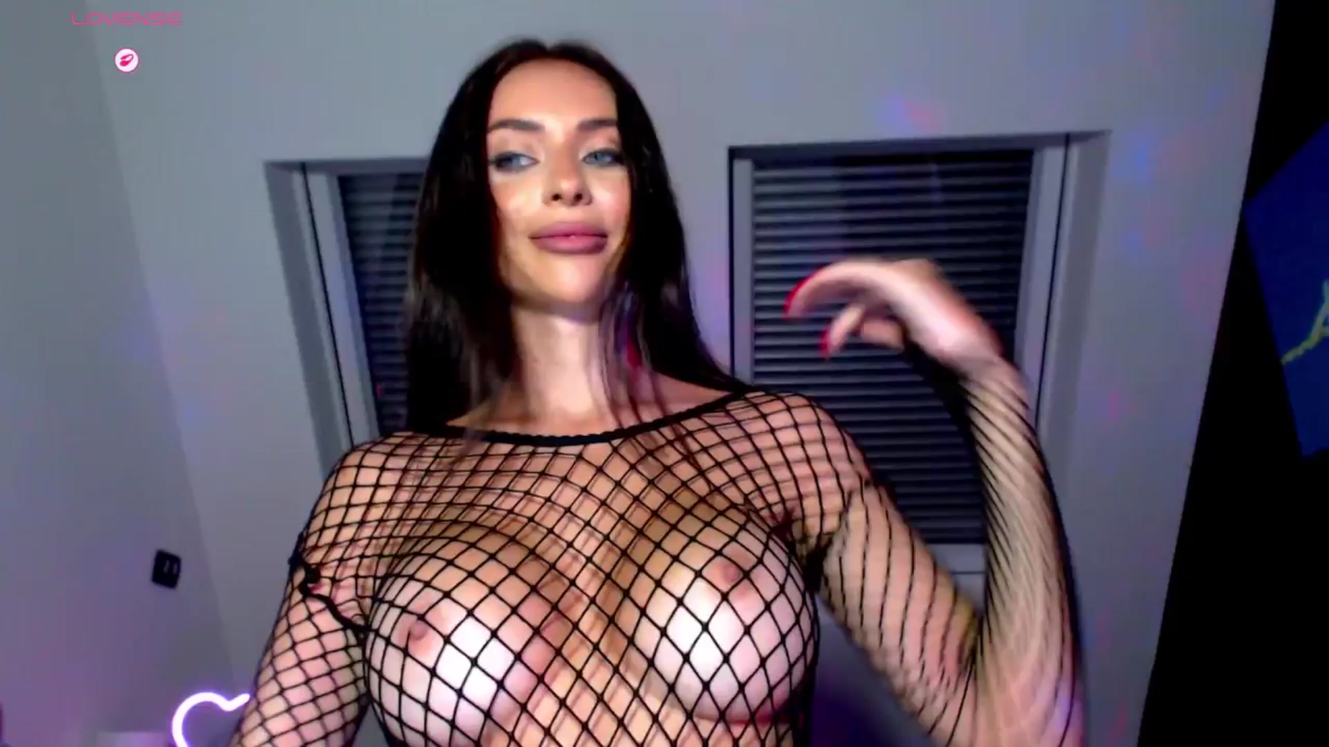 Gallery image thumbnail from Alliciya's myfreecams stream on, 09/13/2025, 17:38 image 5 of 20