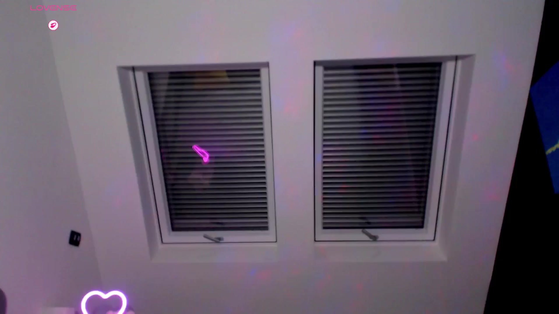 Gallery image thumbnail from Alliciya's myfreecams stream on, 10/07/2025, 22:37 image 11 of 20