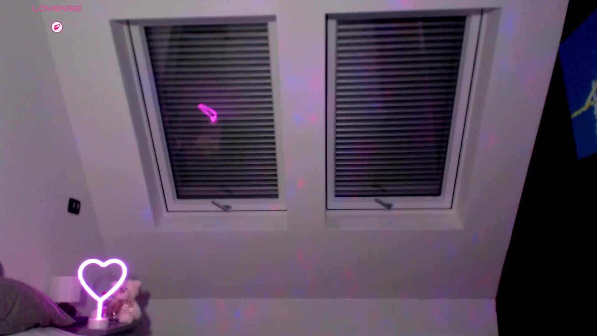 Gallery image thumbnail from Alliciya's myfreecams stream on, 10/18/2025, 22:47 image 16 of 20