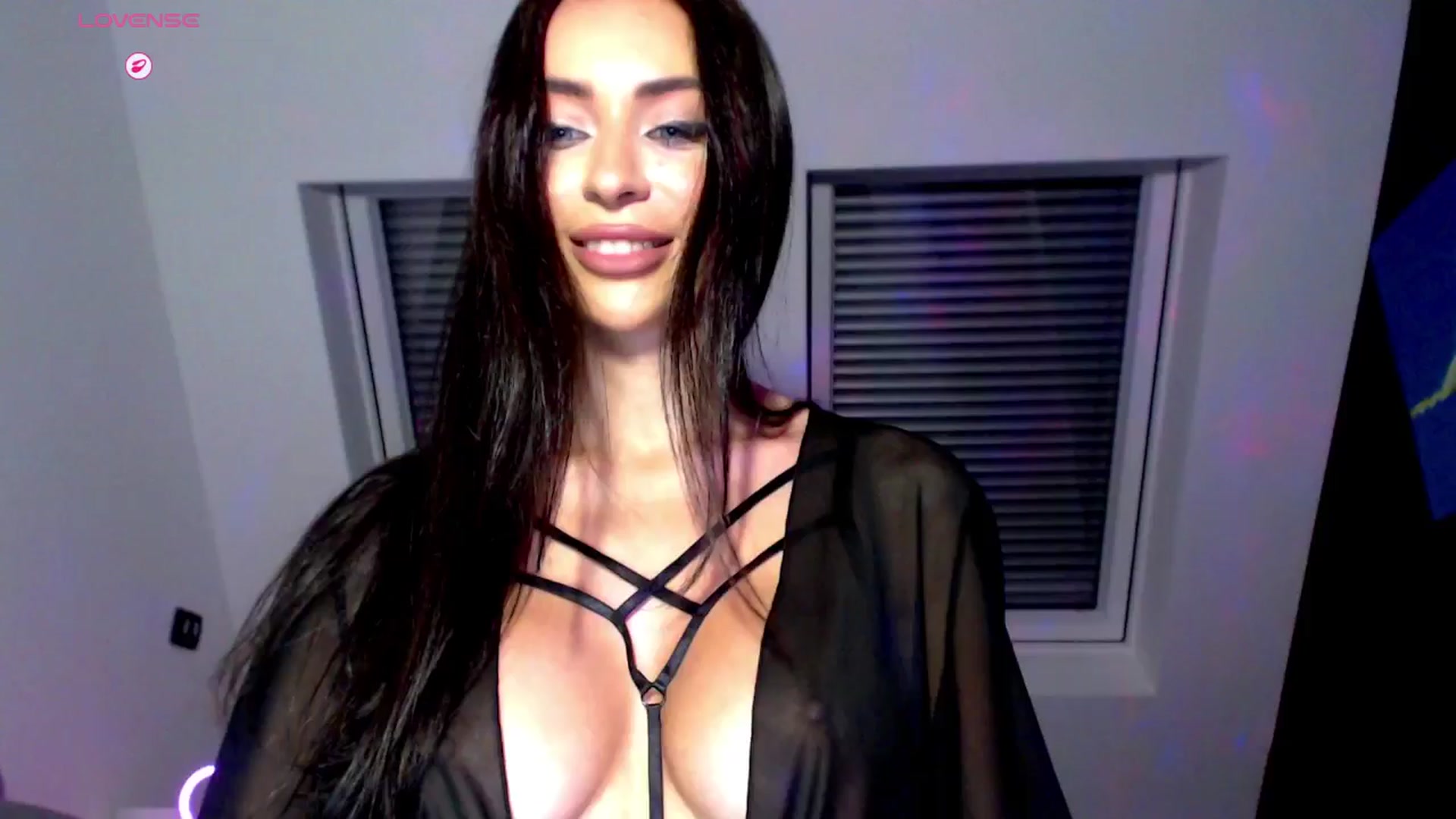 Gallery image thumbnail from Alliciya's myfreecams stream on, 10/22/2025, 17:11 image 18 of 20