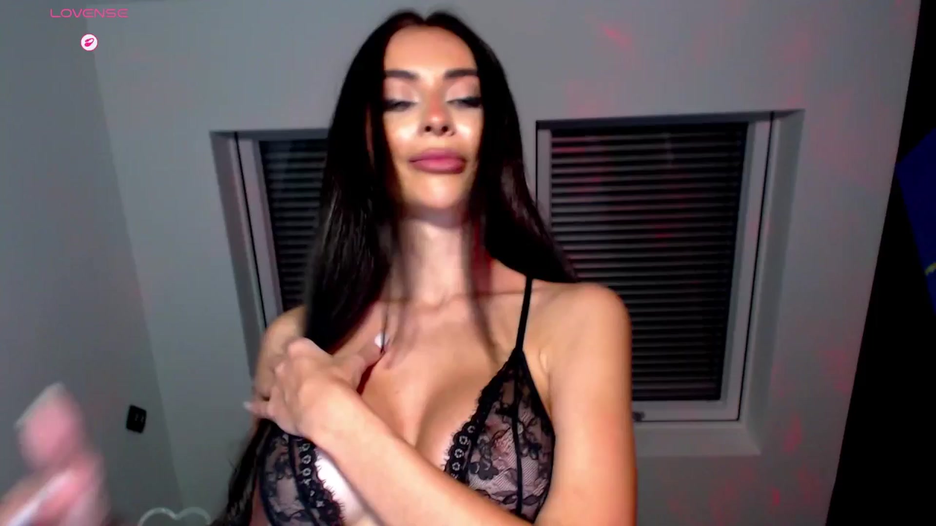 Gallery image thumbnail from Alliciya's myfreecams stream on, 11/04/2025, 20:09 image 1 of 20