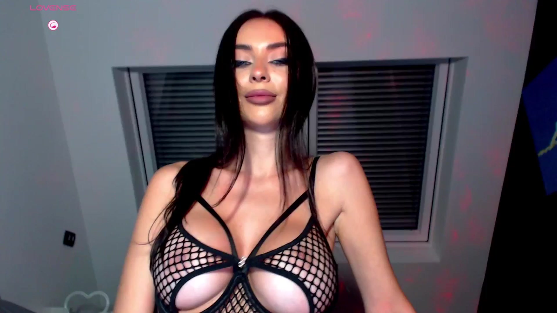 Gallery image thumbnail from Alliciya's myfreecams stream on, 11/14/2025, 22:15 image 1 of 20