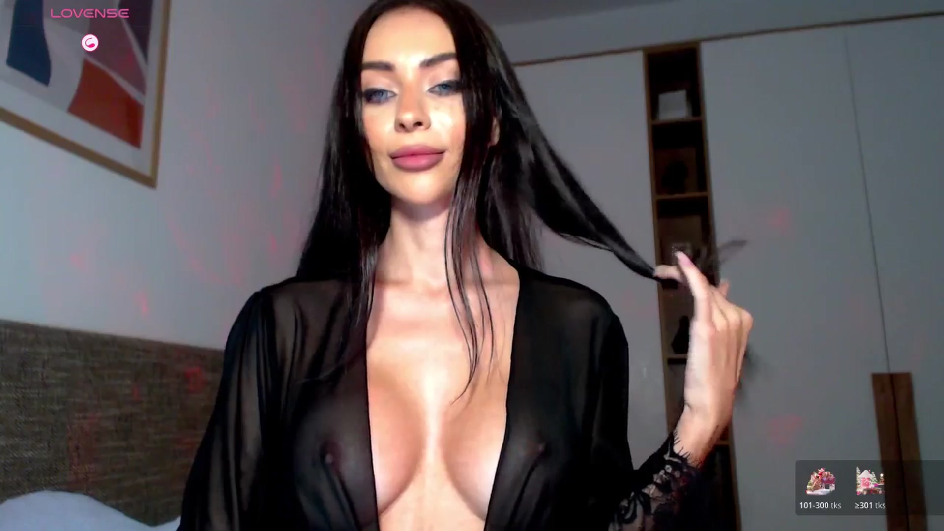 Gallery image thumbnail from Alliciya's myfreecams stream on, 12/13/2025, 17:59 image 15 of 20
