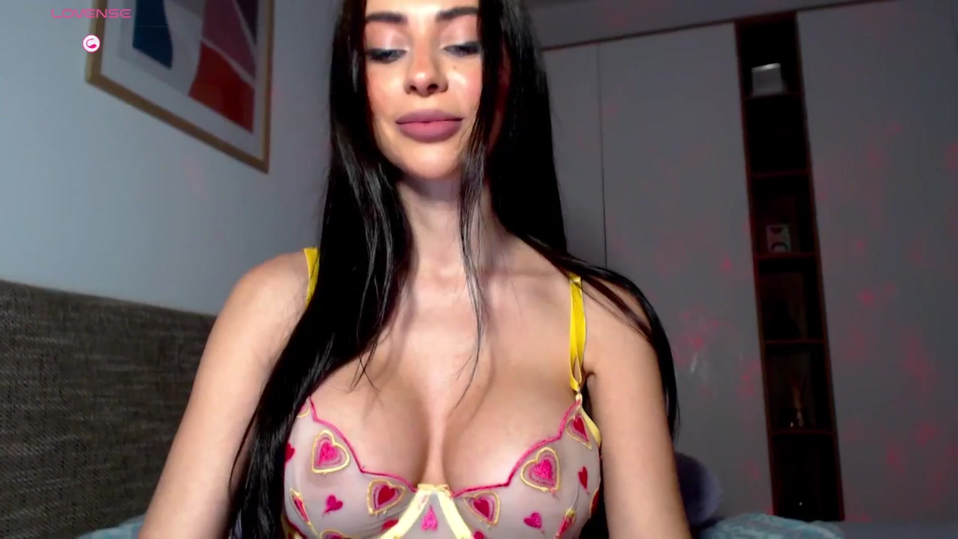 Gallery image thumbnail from Alliciya's myfreecams stream on, 01/25/2026, 17:39 image 12 of 20