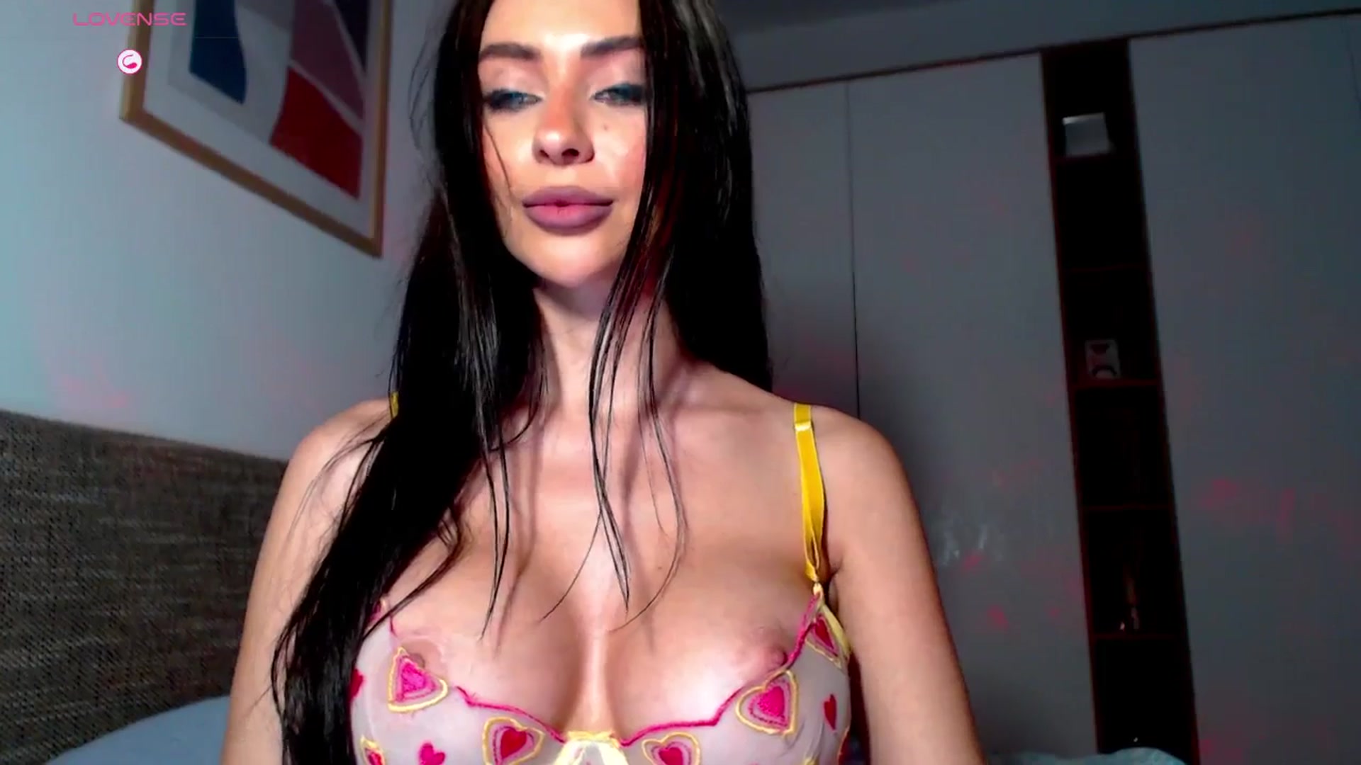 Gallery image thumbnail from Alliciya's myfreecams stream on, 02/08/2026, 22:00 image 9 of 20