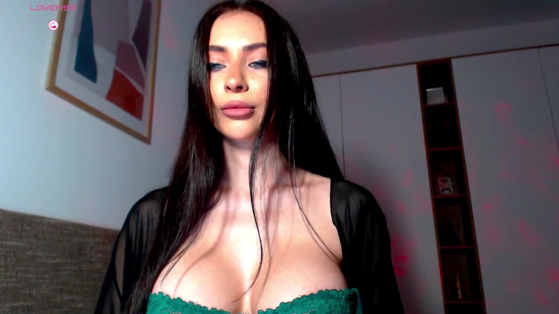 Gallery image thumbnail from Alliciya's myfreecams stream on, 04/01/2026, 15:49 image 2 of 20