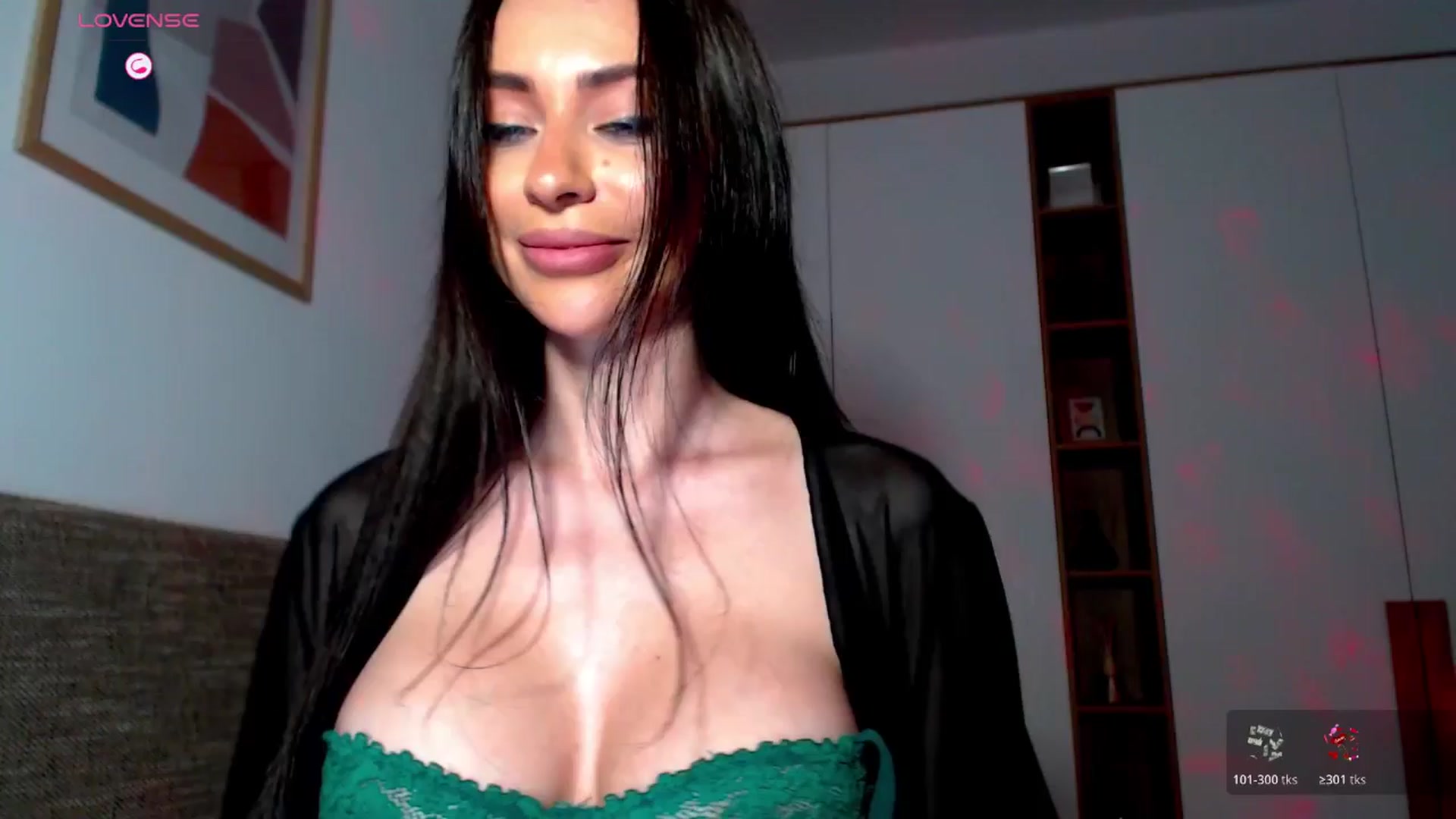 Gallery image thumbnail from Alliciya's myfreecams stream on, 04/01/2026, 17:13 image 1 of 20