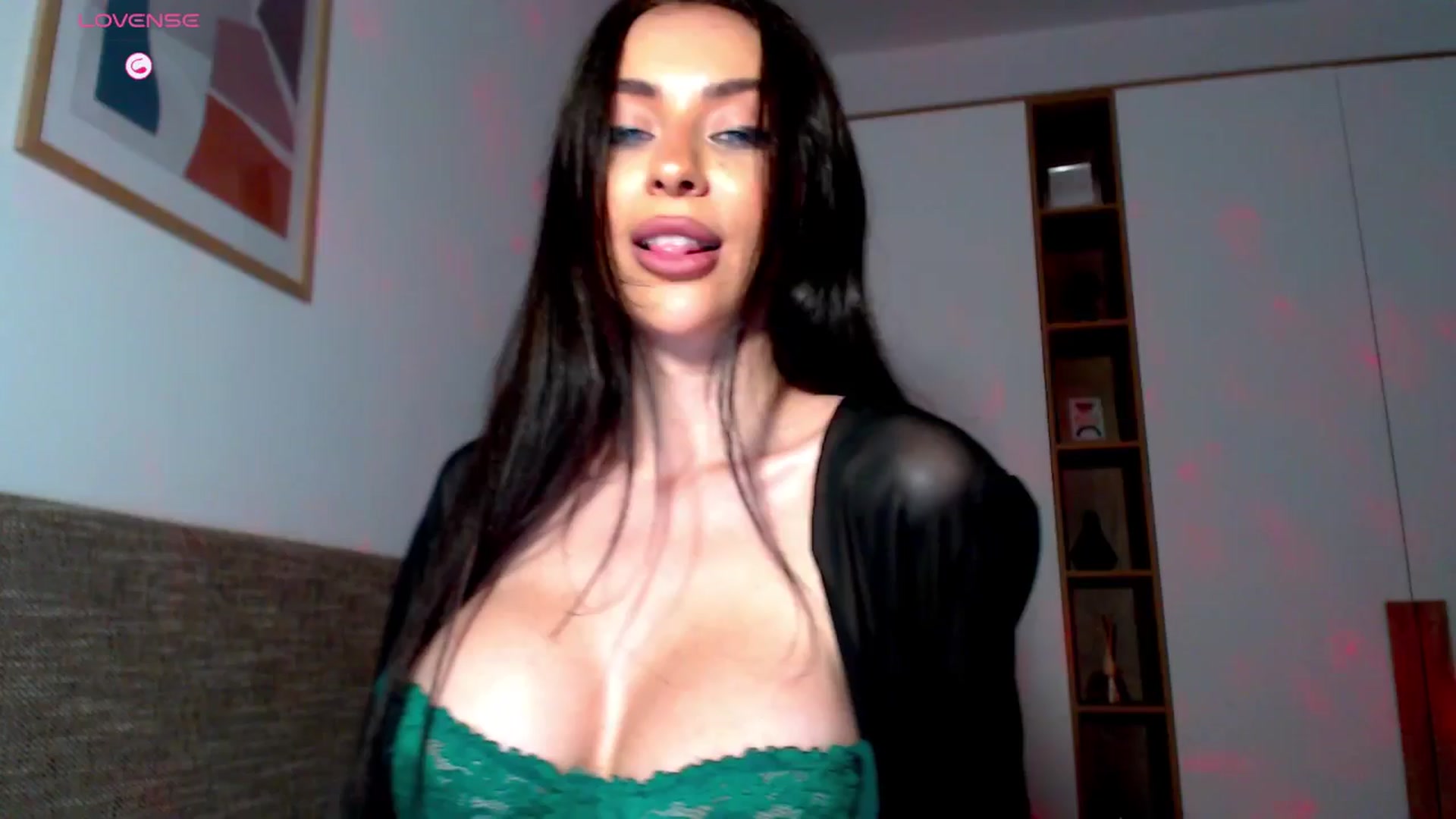 Gallery image thumbnail from Alliciya's myfreecams stream on, 04/01/2026, 17:13 image 4 of 20