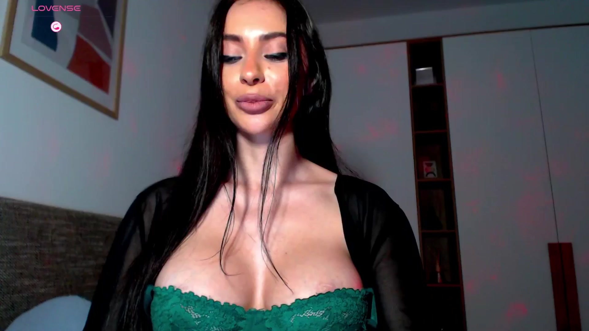 Gallery image thumbnail from Alliciya's myfreecams stream on, 04/01/2026, 19:52 image 7 of 20