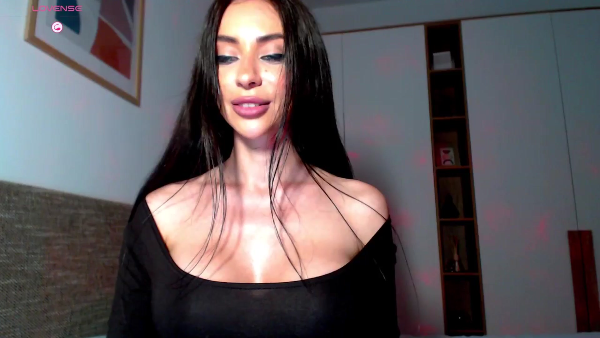Gallery image thumbnail from Alliciya's myfreecams stream on, 04/12/2026, 21:17 image 18 of 20