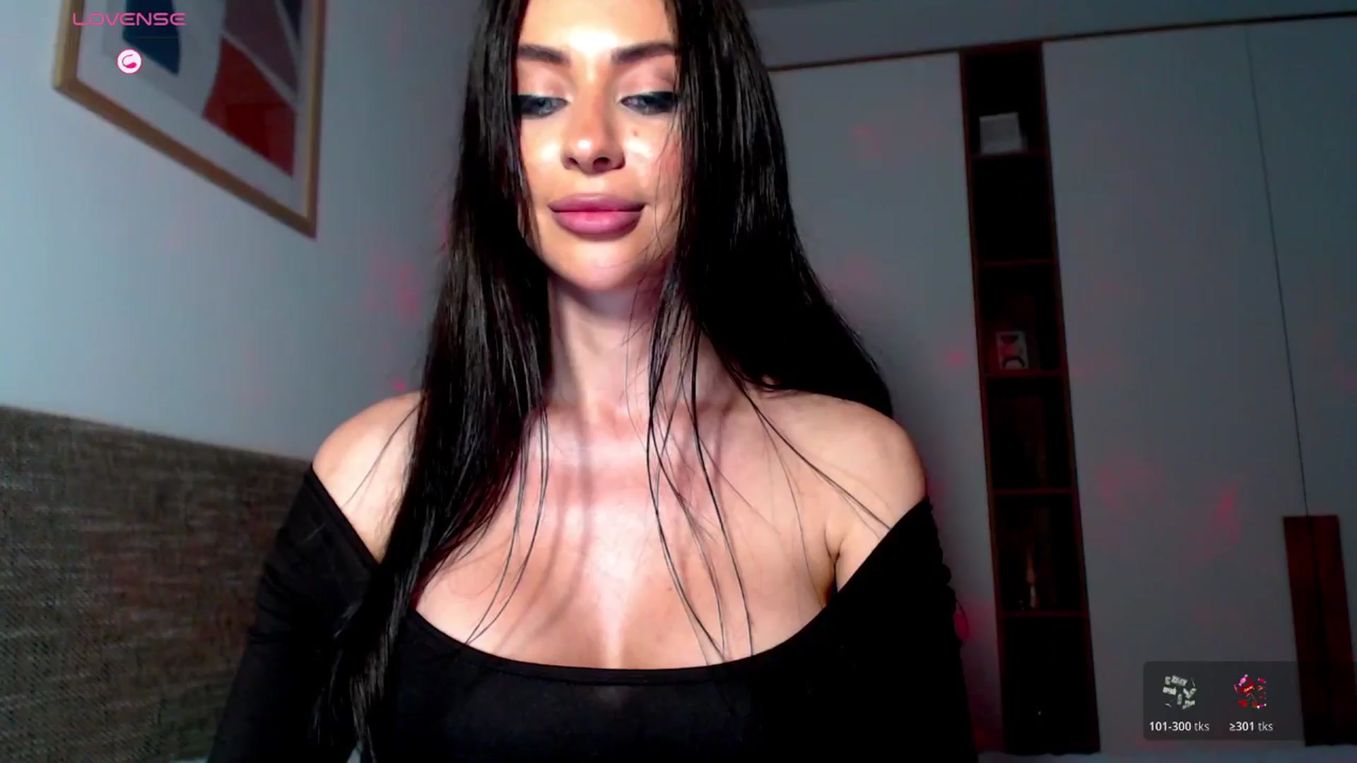 Gallery image thumbnail from Alliciya's myfreecams stream on, 04/12/2026, 21:17 image 16 of 20