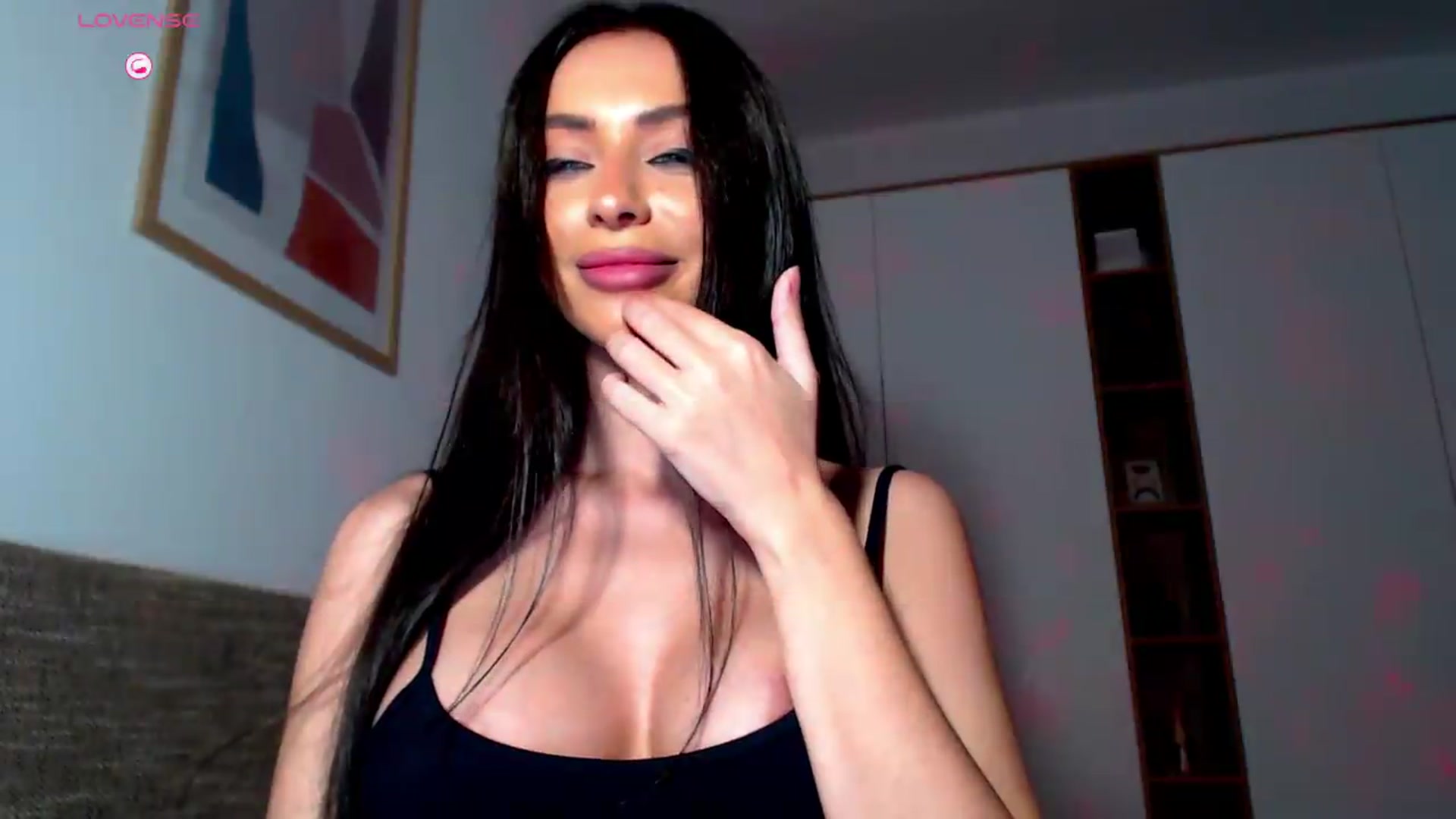 Gallery image thumbnail from Alliciya's myfreecams stream on, 05/06/2026, 18:53 image 8 of 20