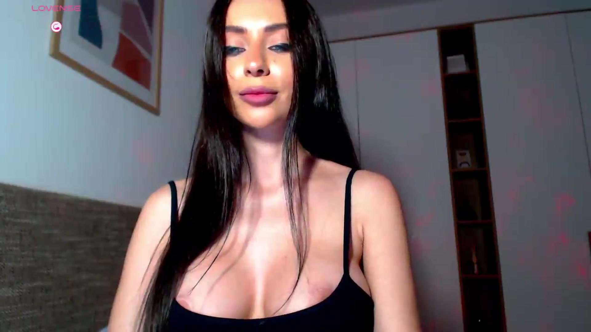 Gallery image thumbnail from Alliciya's myfreecams stream on, 05/06/2026, 18:53 image 9 of 20