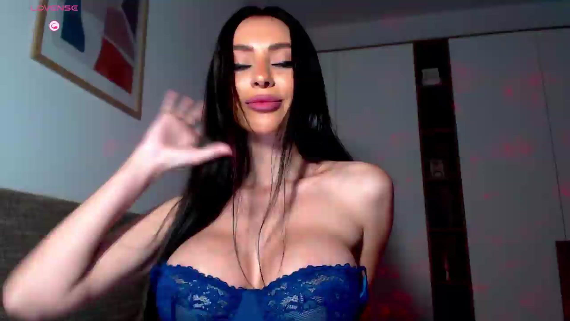 Gallery image thumbnail from Alliciya's myfreecams stream on, 05/07/2026, 17:19 image 8 of 20