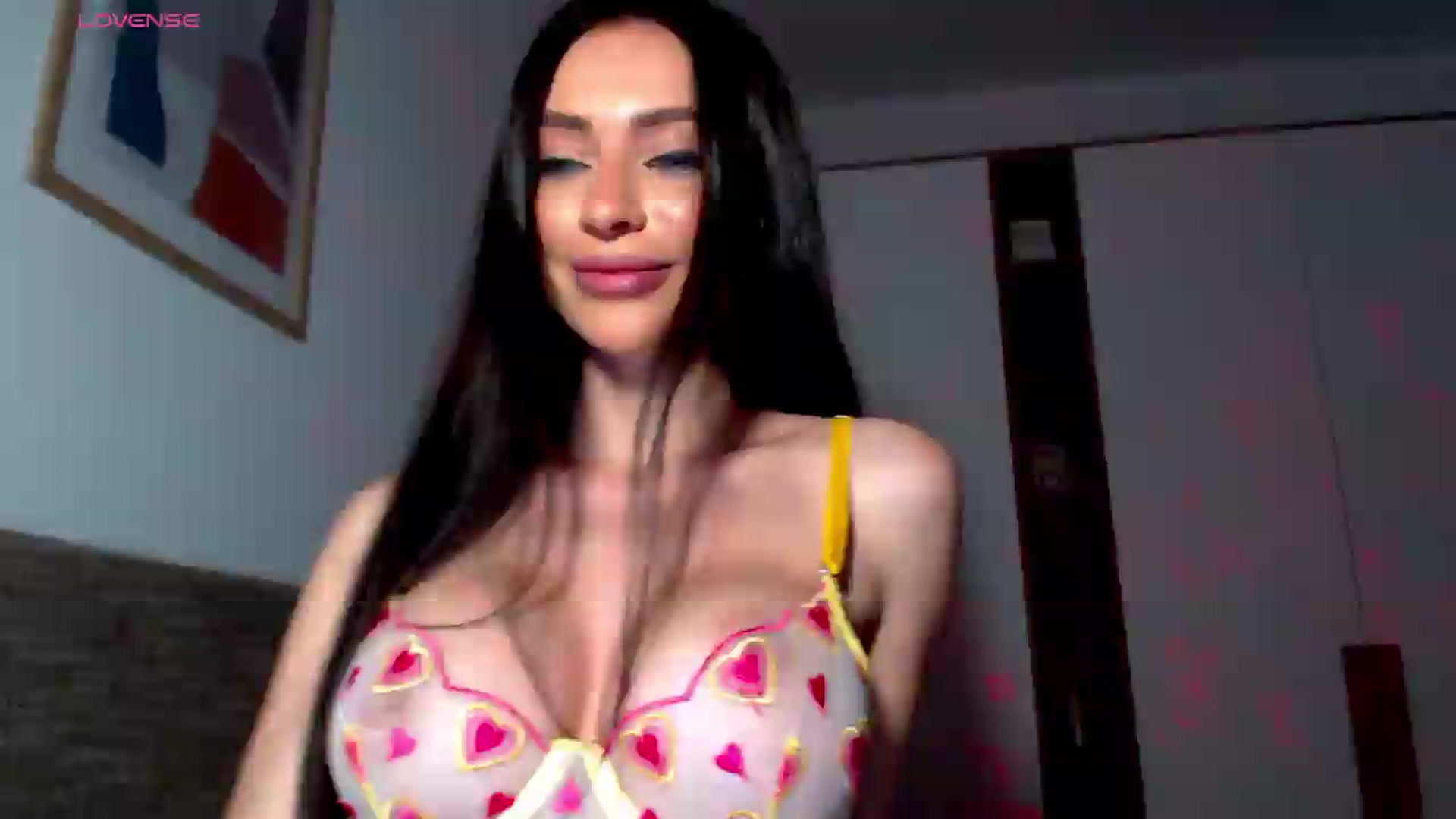 Gallery image thumbnail from Alliciya's myfreecams stream on, 05/14/2026, 15:18 image 6 of 20