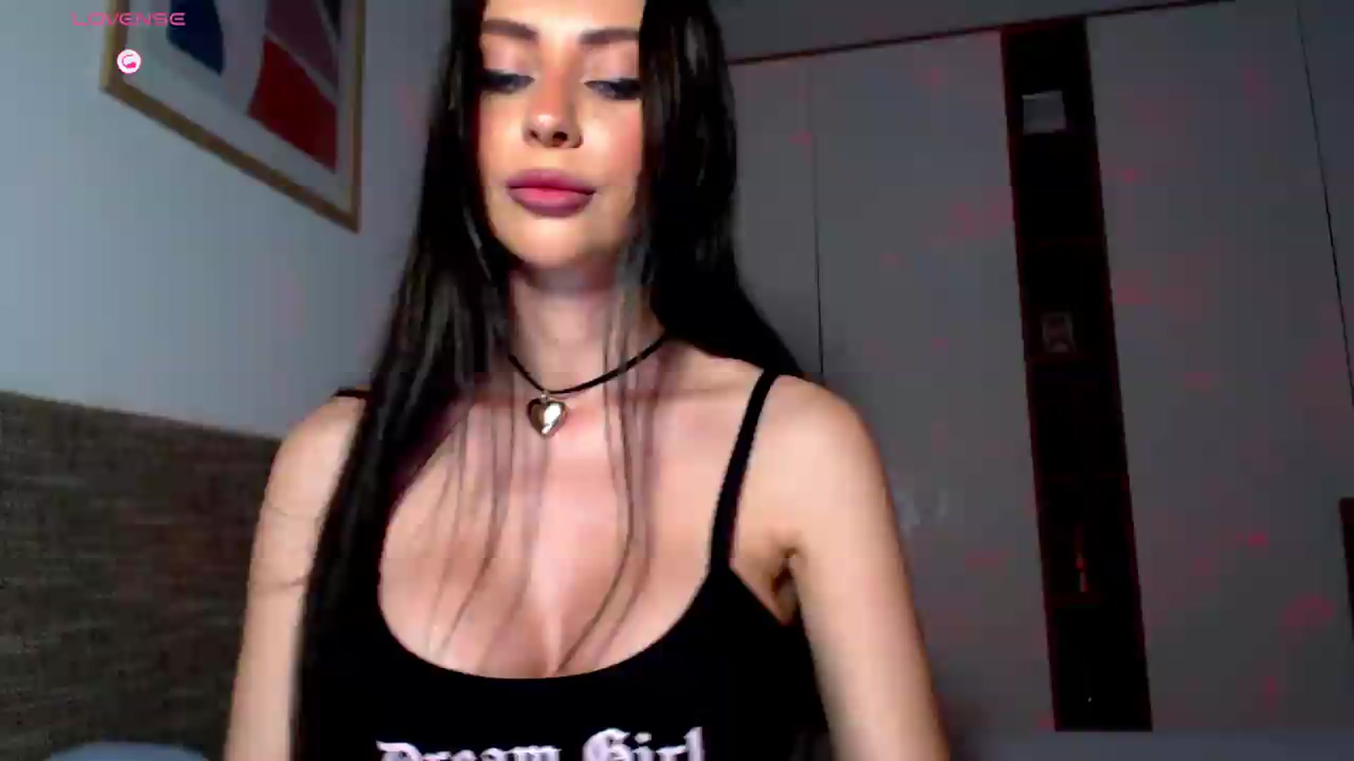 Gallery image thumbnail from Alliciya's myfreecams stream on, 05/19/2026, 14:09 image 2 of 20