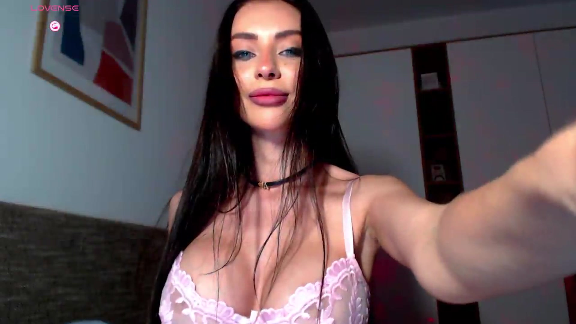 Gallery image thumbnail from Alliciya's myfreecams stream on, 05/20/2026, 13:39 image 11 of 20
