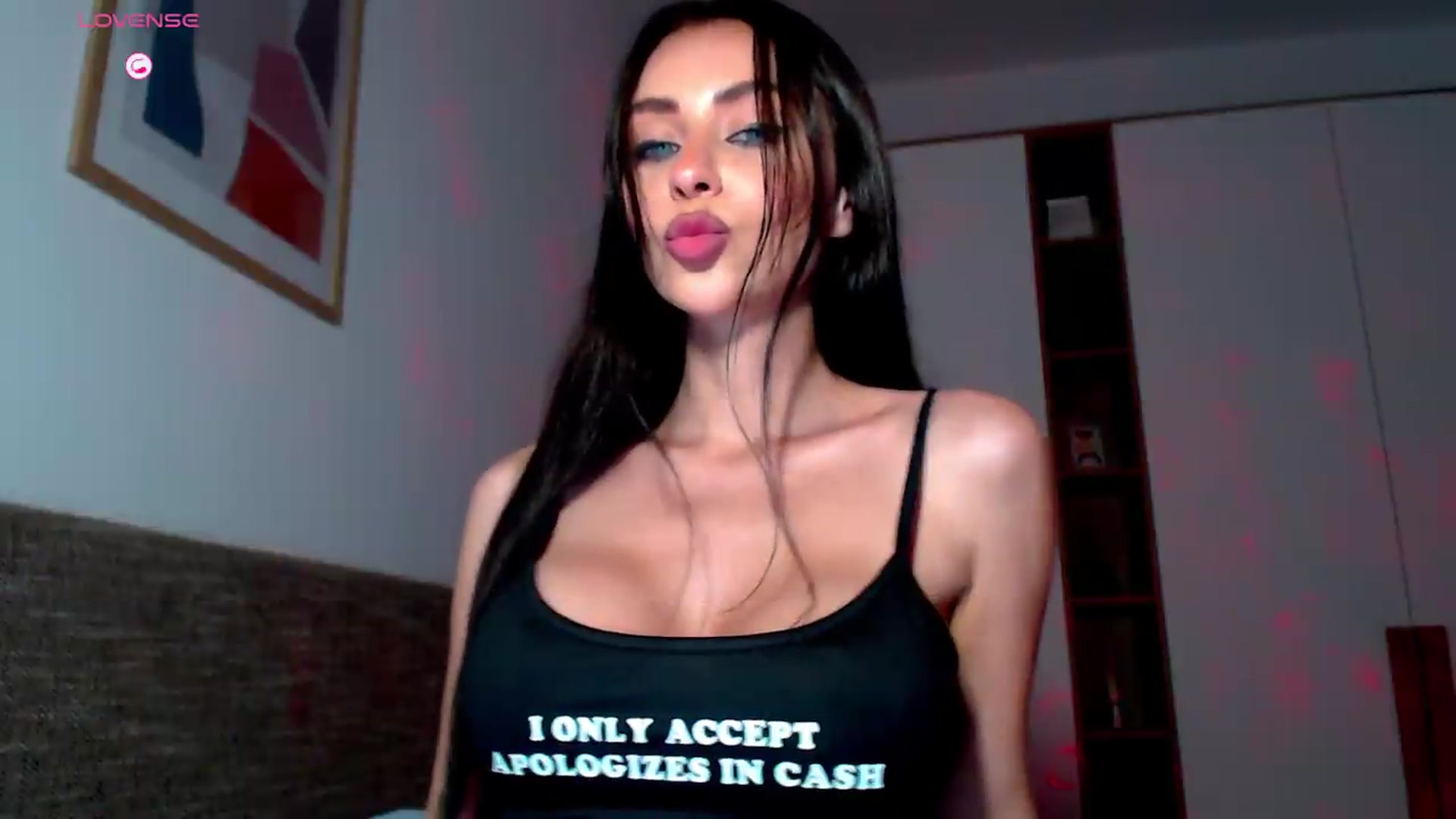 Gallery image thumbnail from Alliciya's myfreecams stream on, 05/21/2026, 17:26 image 13 of 20