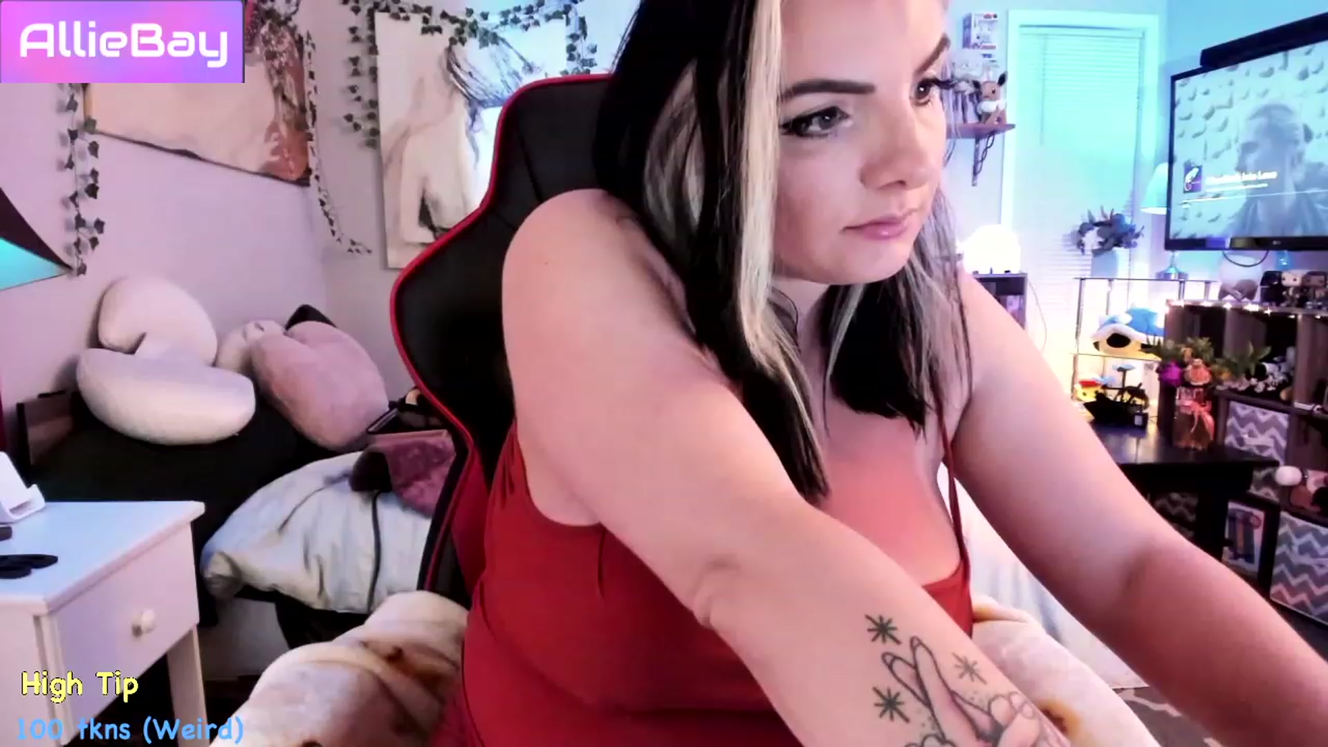 Gallery image thumbnail from AllieBay's myfreecams stream on, 04/07/2023, 01:43 image 7 of 20