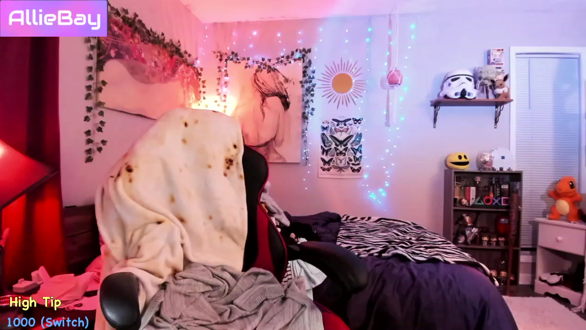 Gallery image thumbnail from AllieBay's myfreecams stream on, 05/12/2023, 04:02 image 4 of 20