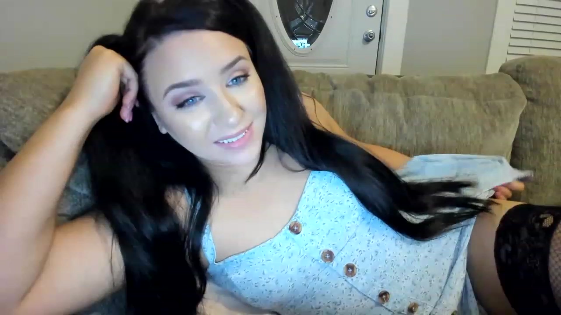 Gallery image thumbnail from AllieCat_94's myfreecams stream on, 01/09/2023, 07:55 image 2 of 20