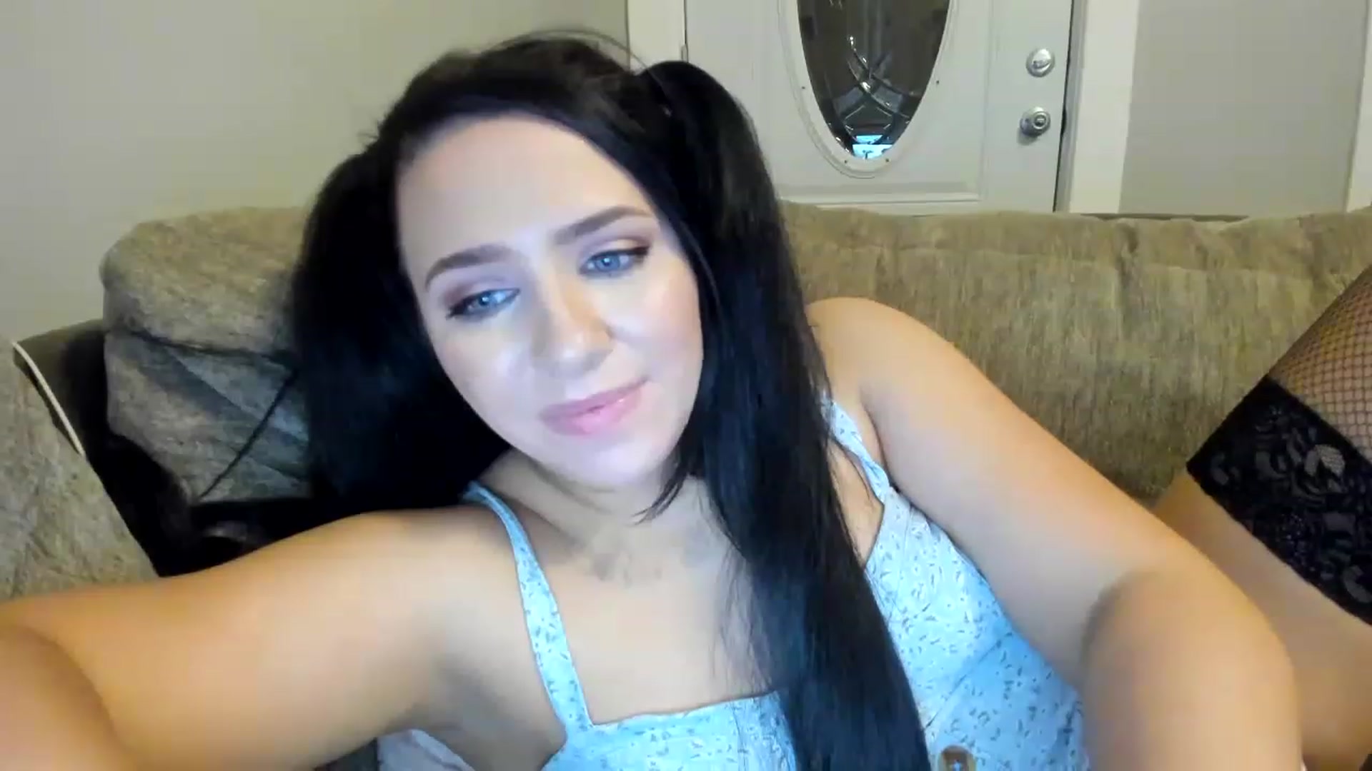 Gallery image thumbnail from AllieCat_94's myfreecams stream on, 01/09/2023, 08:31 image 18 of 20