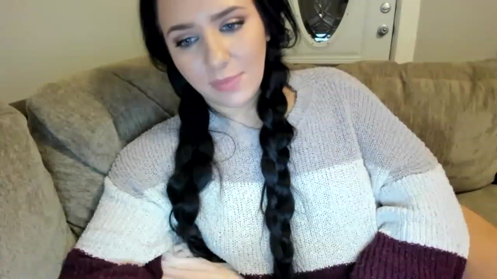 Gallery image thumbnail from AllieCat_94's myfreecams stream on, 01/13/2023, 07:55 image 10 of 20