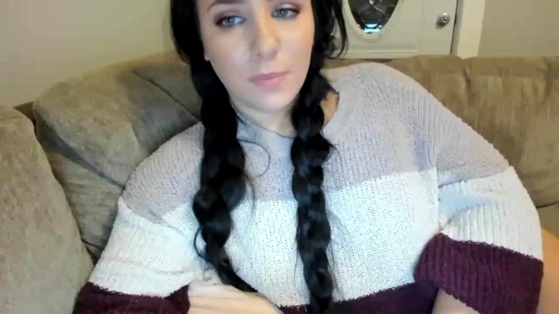 Gallery image thumbnail from AllieCat_94's myfreecams stream on, 01/13/2023, 07:55 image 15 of 20
