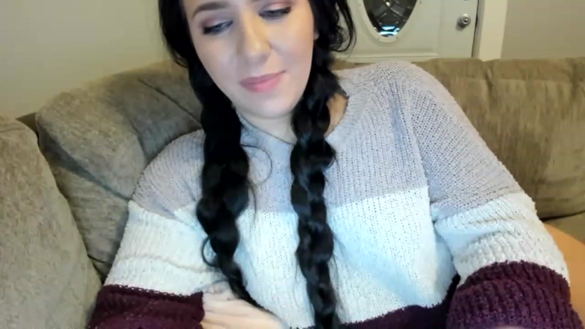 Gallery image thumbnail from AllieCat_94's myfreecams stream on, 01/13/2023, 07:55 image 13 of 20