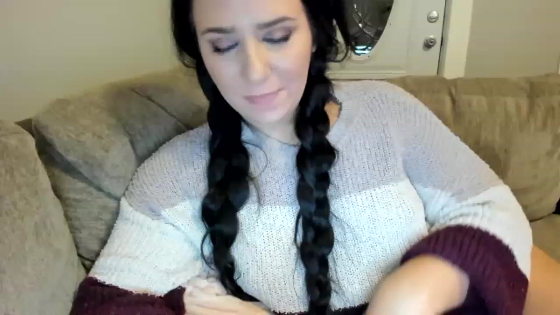 Gallery image thumbnail from AllieCat_94's myfreecams stream on, 01/13/2023, 07:55 image 9 of 20