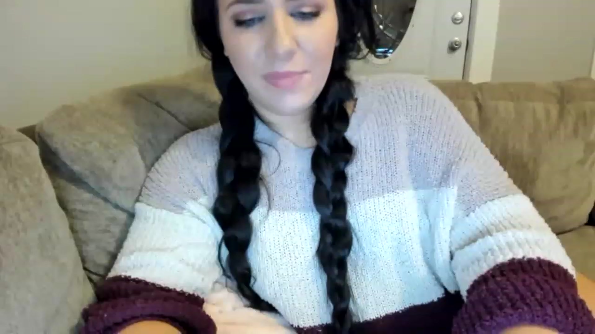 Gallery image thumbnail from AllieCat_94's myfreecams stream on, 01/13/2023, 07:55 image 6 of 20