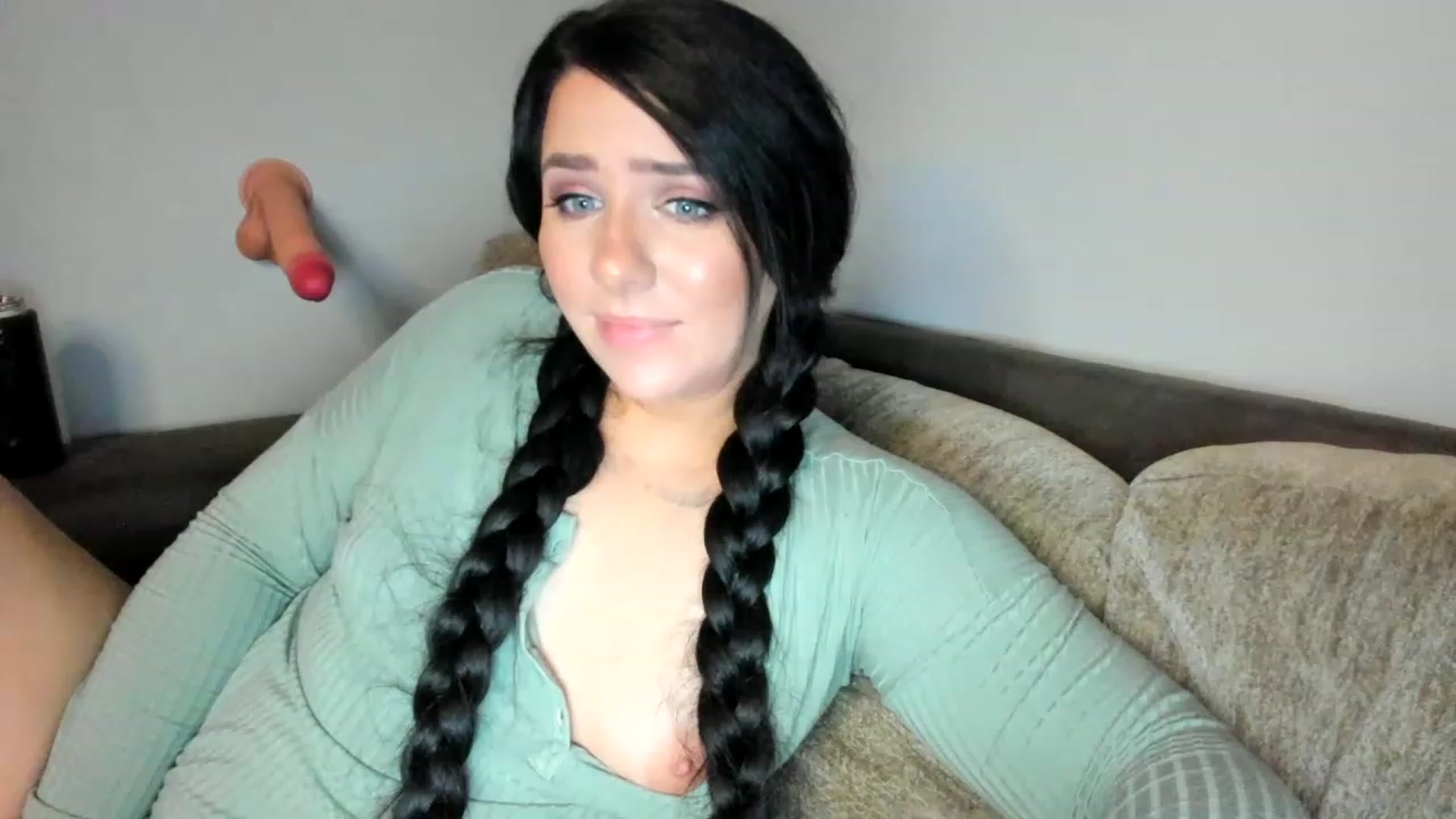 Gallery image thumbnail from AllieCat_94's myfreecams stream on, 04/07/2023, 05:38 image 14 of 20