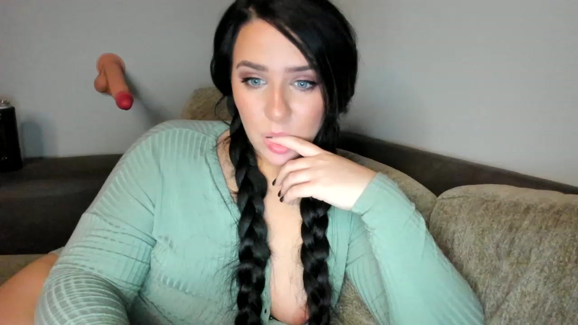 Gallery image thumbnail from AllieCat_94's myfreecams stream on, 04/07/2023, 05:38 image 15 of 20