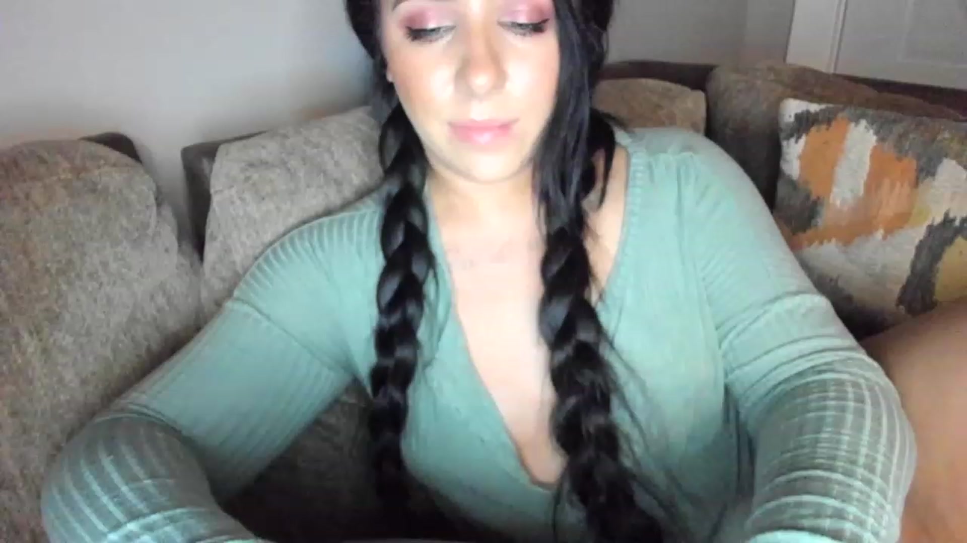 Gallery image thumbnail from AllieCat_94's myfreecams stream on, 04/14/2023, 07:02 image 7 of 20