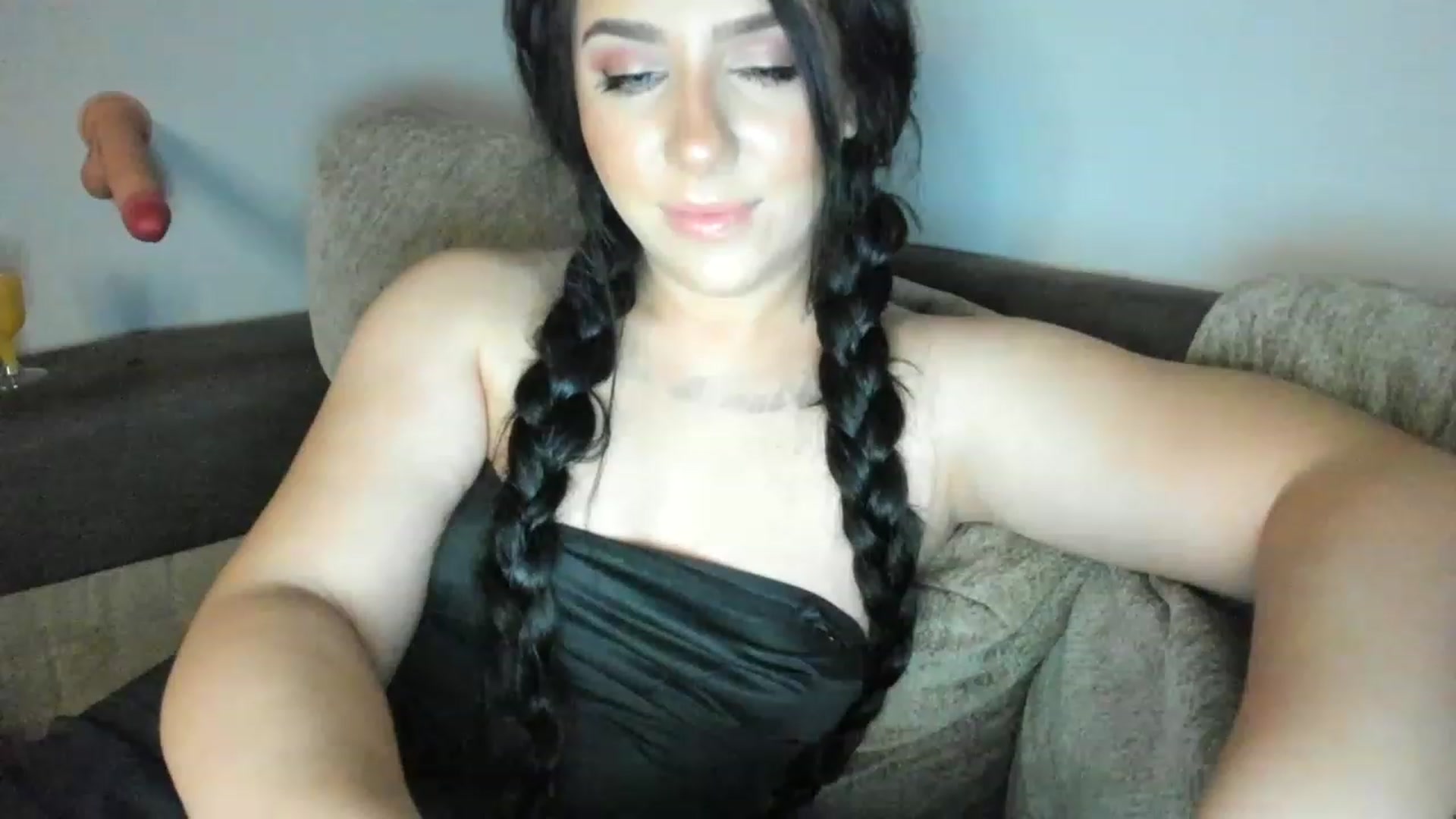 Gallery image thumbnail from AllieCat_94's myfreecams stream on, 04/18/2023, 05:47 image 5 of 20