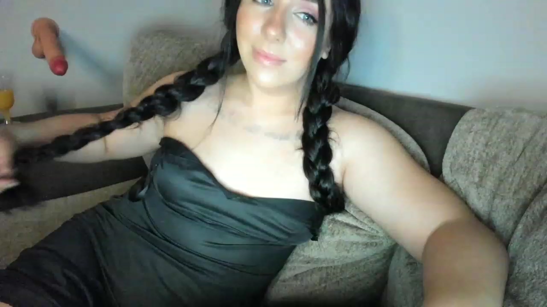 Gallery image thumbnail from AllieCat_94's myfreecams stream on, 04/18/2023, 05:47 image 11 of 20