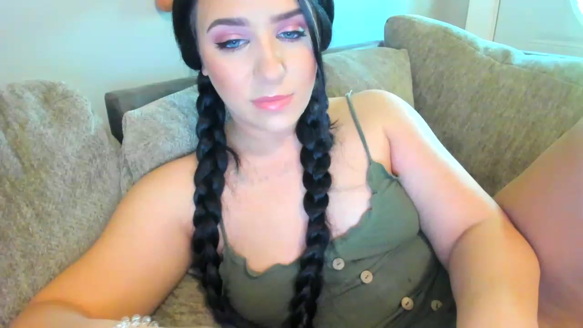 Gallery image thumbnail from AllieKat_4's myfreecams stream on, 04/25/2023, 16:23 image 19 of 20