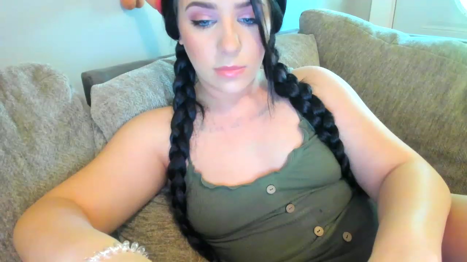 Gallery image thumbnail from AllieKat_4's myfreecams stream on, 04/25/2023, 17:17 image 3 of 20