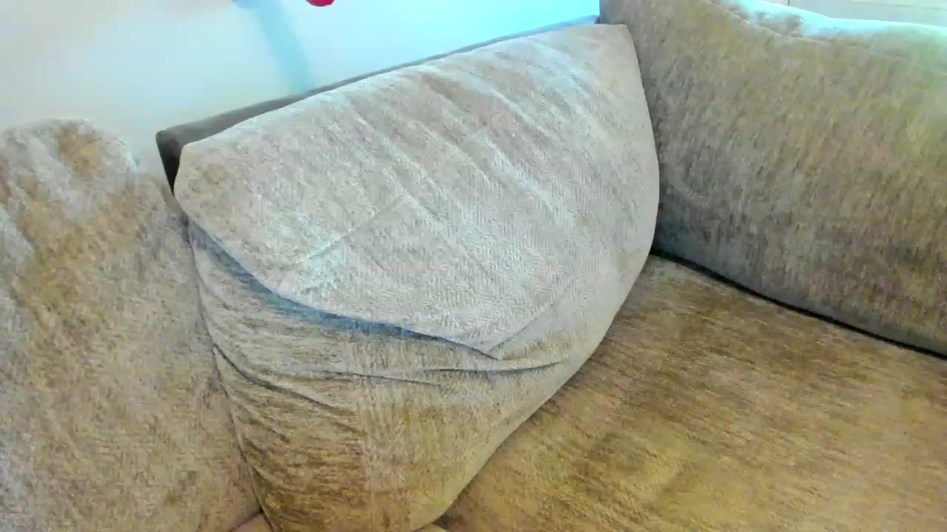 Gallery image thumbnail from AllieKat_4's myfreecams stream on, 04/25/2023, 17:17 image 12 of 20
