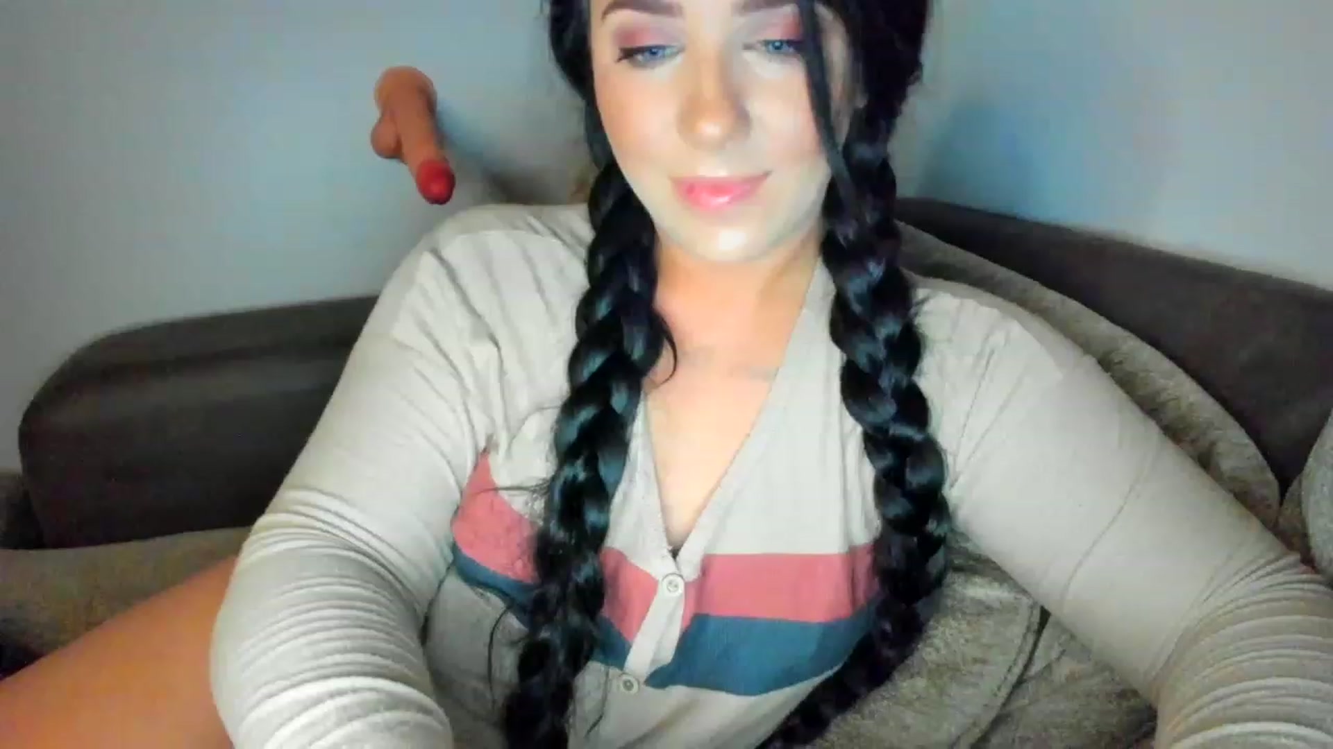 Gallery image thumbnail from AllieKat_4's myfreecams stream on, 05/03/2023, 06:06 image 16 of 20