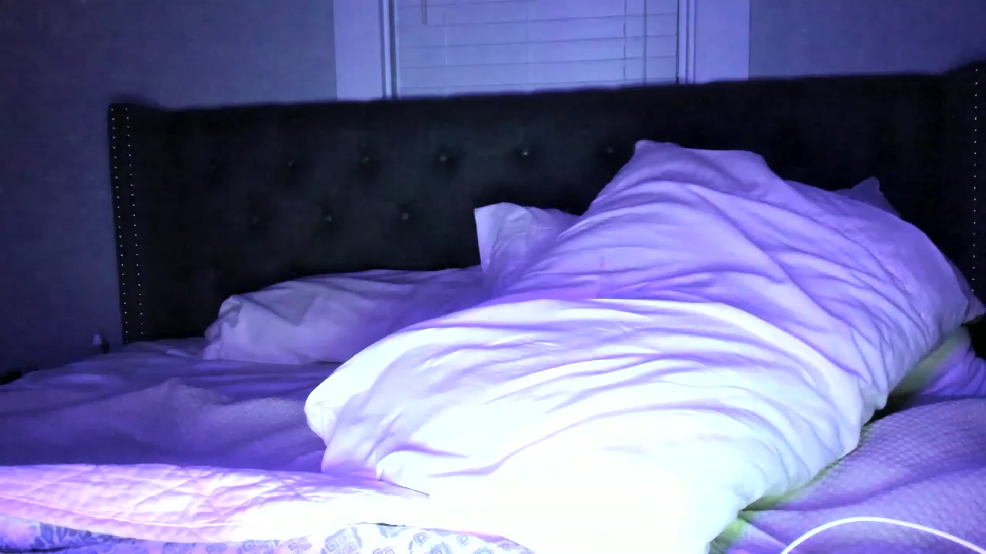 Gallery image thumbnail from AllieKat_4's myfreecams stream on, 06/11/2023, 07:02 image 7 of 20