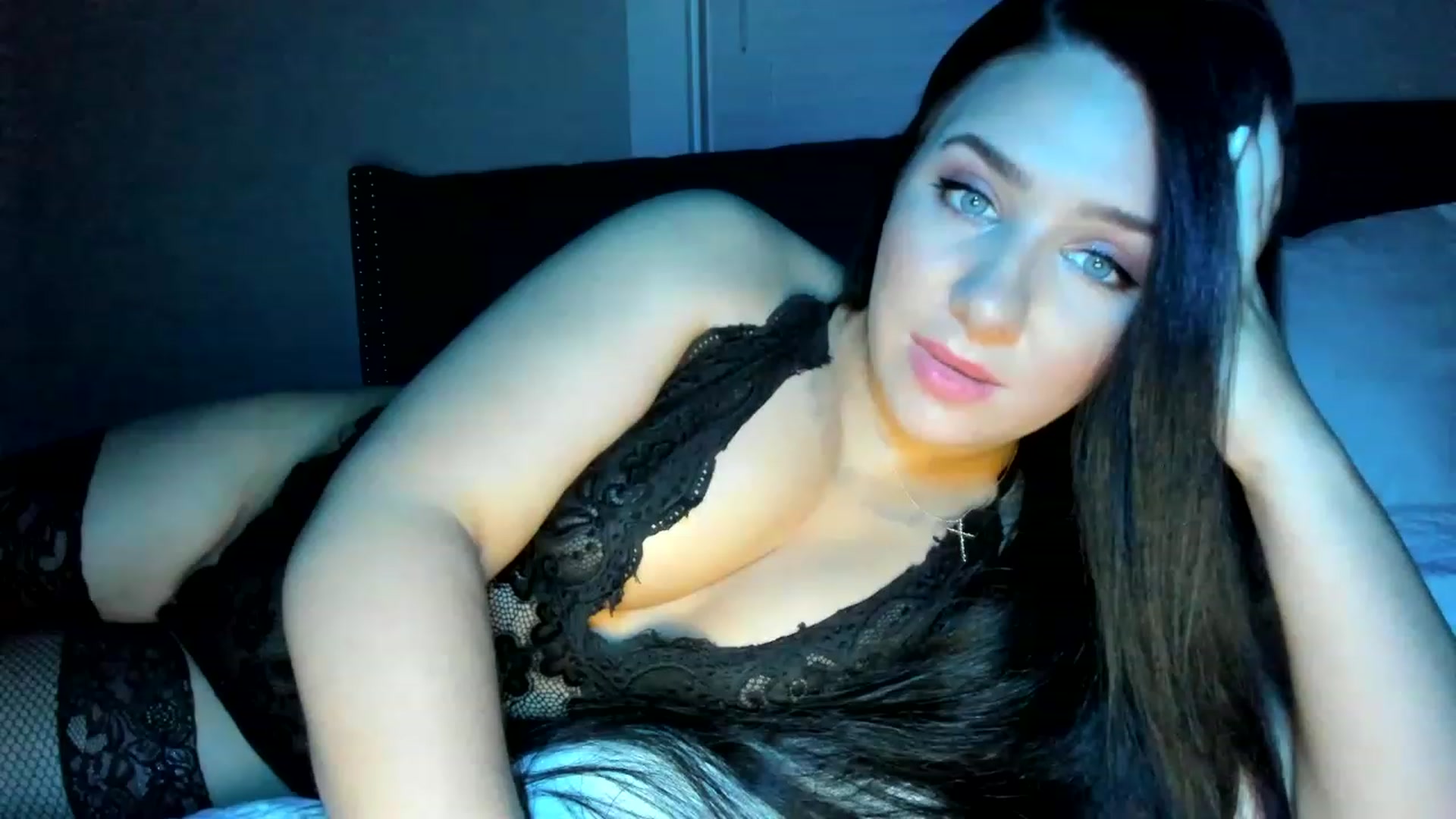 Gallery image thumbnail from AllieKat_4's myfreecams stream on, 06/23/2023, 01:13 image 8 of 20