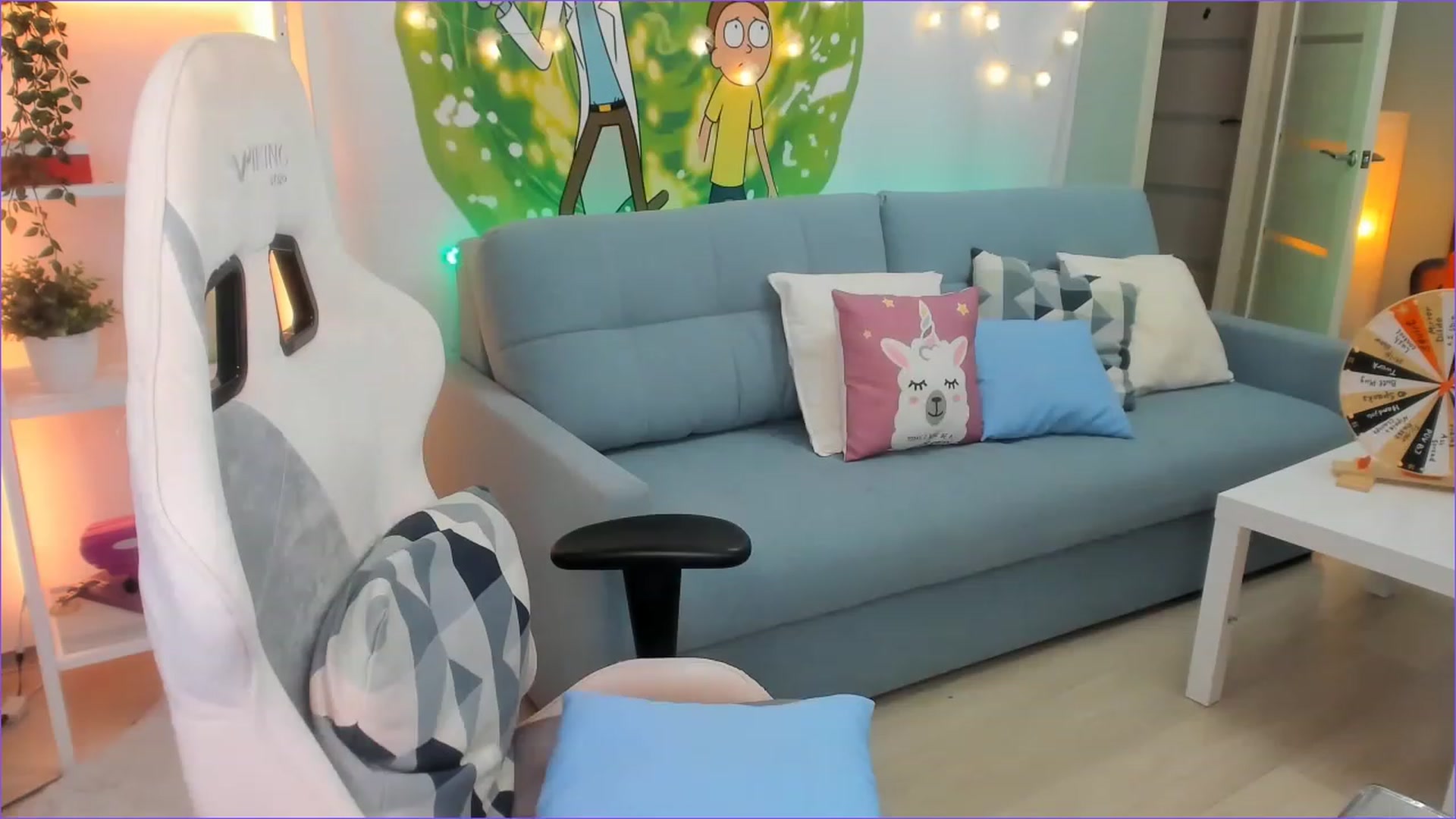 Gallery image thumbnail from AllieStark's myfreecams stream on, 12/01/2022, 02:23 image 11 of 20