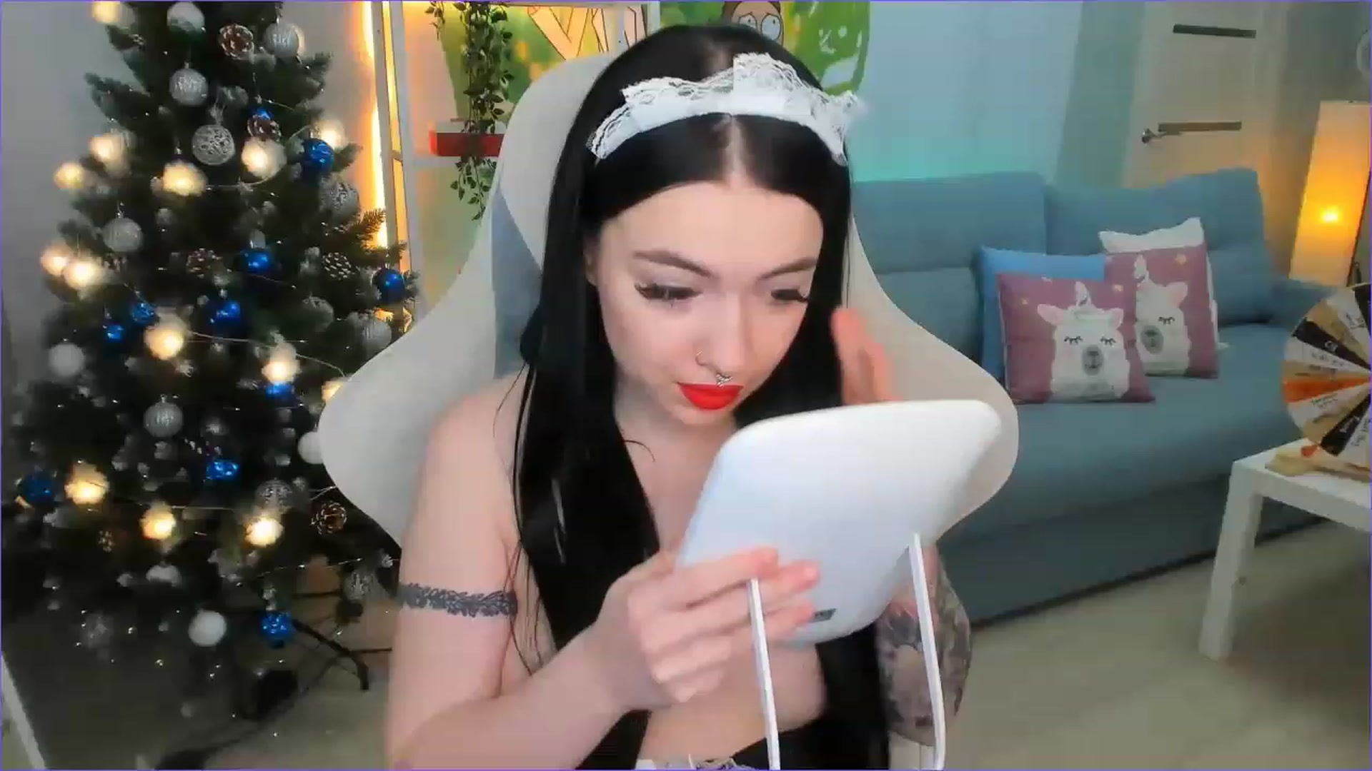 Gallery image thumbnail from AllieStark's myfreecams stream on, 12/05/2022, 03:02 image 7 of 20