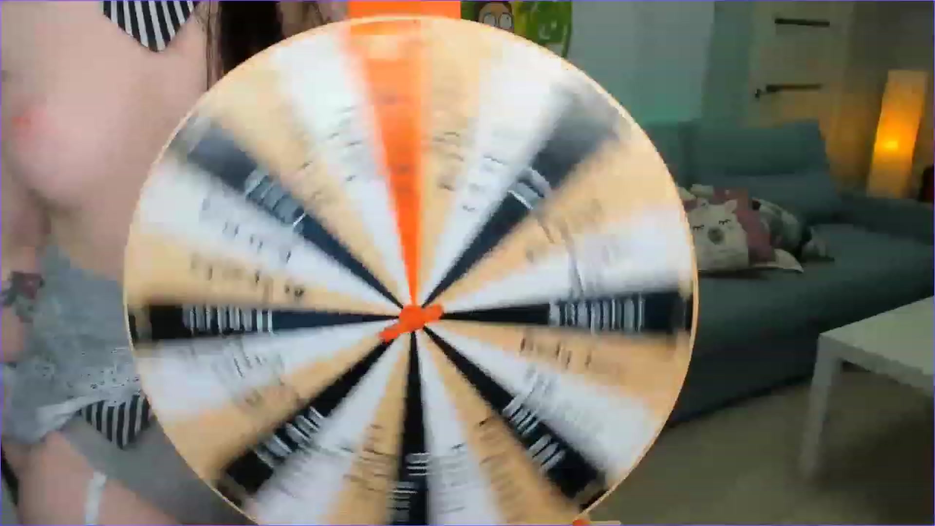 Gallery image thumbnail from AllieStark's myfreecams stream on, 12/12/2022, 02:17 image 5 of 20